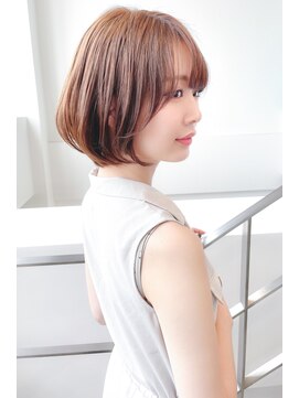 ロジ イン トゥバレー(LOWG in TOWVALLEY) ナチュラルベージュボブ