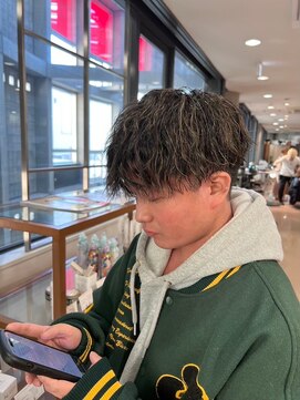 アウラ(AURA) 波巻きパーマツイストスパイラルスパイラルパーマ