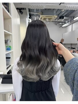 アライブ ハラジュク(ALIVE harajuku) 【ALIVE yu-ki 自然な繋がりのグラデーションカラー】