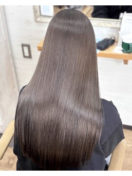 スカイ(SKY) 透明感カラー/髪質改善/縮毛矯正/韓国風レイヤーカット