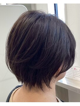 ルナディア(Lunadia) ショートボブ