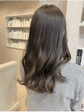 キャアリー(Caary) 福山市美容院Caary 透明感カラー オリーブグレージュ 20代 30代