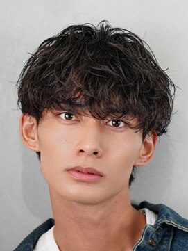 フィフス トウキョウ (fifth TOKYO) 渋谷シャドウパーマメンズカットマッシュウルフルーズパーマ30代
