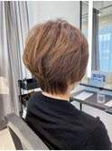 大人の軽やかレイヤーショート
