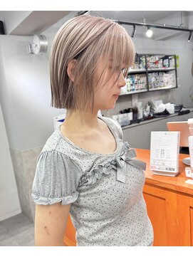 レブ 三条河原町(Reb,) ボブ/ハイトーンボブ/ブリーチ/ダブルカラー