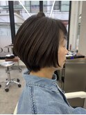 乾かすだけでまとまる大人ショートボブ