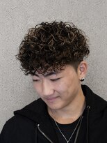 スター(STAR) スパイラル×ゴールドメッシュ|垢抜けヘア