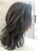 柔らかグレージュ