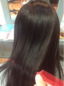 プラッカドット(placa.) 艶髪ストレート