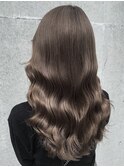 アフロート恵里　耳かけ　ウェーブパーマ　フォギーベージュ