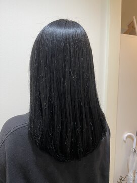 シェノン 西梅田(CHAINON) 黒髪/グレーベージュ/レイヤーロング/アッシュ/前髪パーマ