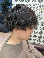 コワファーストナガサキシャンプーボーイ(COIFF1RST NAGASAKI SHAMPOO BOY)&nbsp;波打ちパーマ×Vマッシュ