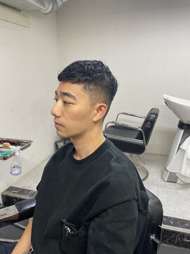 メリケンバーバーショップ フクオカ(MERICAN BARBERSHOP FUK) オトナのナチュラルフェード