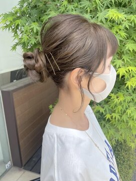 エム インターナショナル 春日部本店(EMU international) カジュアルおだんごアレンジ