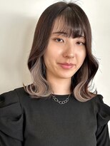 サクラ オモテサンドウ(SAKURA)&nbsp;仕事で隠せるインナーカラーホワイトグレージュ