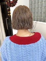 ロマーリ(LOMARLIE)&nbsp;ボブパーマ_ブリーチミルクティー