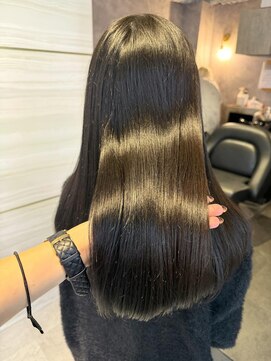 エルバイラビス 大宮(elu by lovis) 《高橋亜美》オリーブグレージュ/オリーブ/大宮