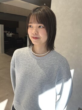ヴィサージュアクト(VISAGE a.c.t) バランスを大切にしたミディアムボブ