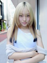 ダブ アオヤマ(DaB AOYAMA)&nbsp;「モリ」ポイントブラックデザイン / ミディアムレイヤーカット