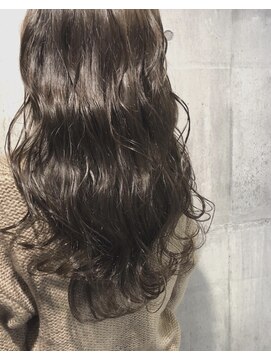 ホワイト 伊勢崎(WHITE) 髪の赤味をリセット☆イルミナ×カーキグレージュ【伊勢崎】