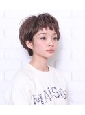 ショートボブ