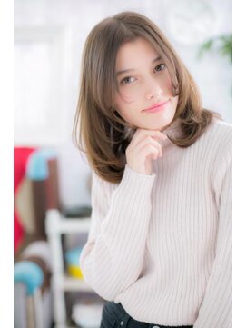 ミック ヘアアンドビューティー 大山店(miq Hair&Beauty) センターパートツヤ感エギョモリ小顔ワンカールa1