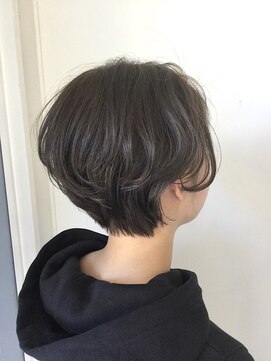 ロッタ(Lotta) ☆Lotta 太田達也☆くせ毛風前下がりのハンサムショート