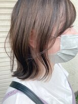 モニファ(Monifa)&nbsp;外ハネぱつっとロブ