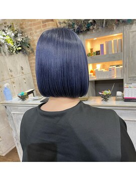 ニコ(nico...) ロイヤルブルーボブ