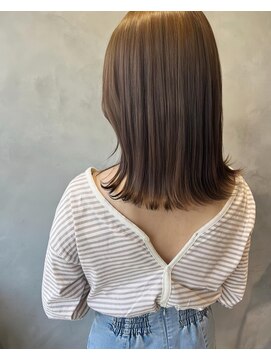 アリーズ(ALLYS) 透明感たっぷりオリーブベージュ(担当 奥田)