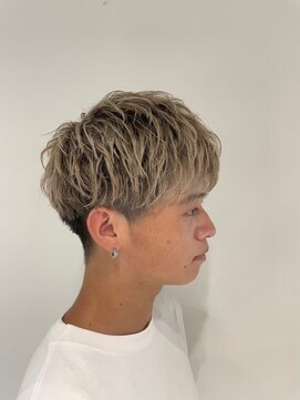 アース 東戸塚店(HAIR & MAKE EARTH) メンズライクミニウルフショートウルフパーマハイトーン