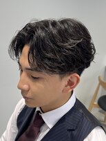 レタッチ バイ フィフス 天神大名(RETOUCH by fifth)&nbsp;天神フェザーショートニュアンスパーマメンズサロンカルマパーマ