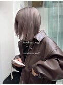 ミディアムウルフ×スモーキーベージュ［福岡/天神/美容室］