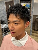 銀座マツナガ 神田店&nbsp;メンズツイストパーマツーブロックさわやか短髪