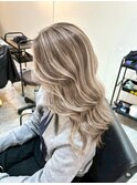 ハイライトミディアムヘア暗めカラーデザインカラー