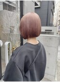 ピンクベージュ