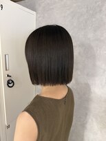 モク(mok) 首元スッキリコンパクトボブ