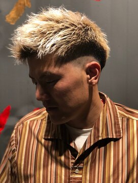 トランスセンド(Transcend) ジェットモヒカン×フェード×ホワイトヘアー