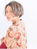 簡単スタイリング♪長め前髪で小顔効果の前下がりショートボブ