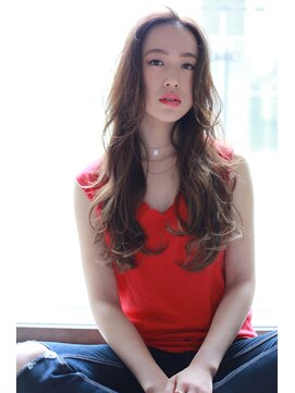 ラべリー 池袋(LOVELEY) ゆるウェーブロング パーマ 【 池袋 】