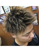 ヘアーパークキューブ&nbsp;外ハネ多めのツンツンショート！！