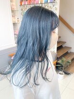 ネオリーブアイム 横浜西口店(Neolive aim)&nbsp;ブルーシルバー ブリーチ2回で作るハイトーンカラー【横浜】