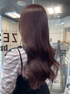 ヘアーアンドメイク ビス(HAIR&MAKE bis) ブリーチなしで作るカラーピンクブラウン【立川/加藤沙久楽】