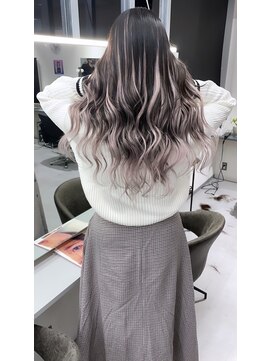 キング 枚方店(K!ng) 【枚方、高槻、梅田】ピンクエクステハイライト