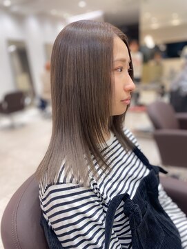 シュク 高円寺(SYUK) SYUK kazu 【高円寺 顔まわりカット 髪質改善 ハイライト 】