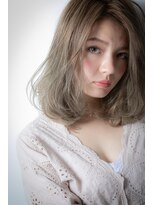 カバーヘア ブリス 上尾西口店(COVER HAIR bliss) ホワイトブロンド毛先パーマワンレンミディアムv上尾20代30代