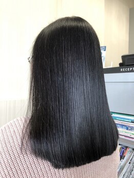 美容室 シェリオンの写真/植物性ノンアルカリカラーで、自然な染まり上がりと憧れのハリ＆潤ツヤヘアーも思いのまま♪