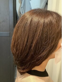 カットサロンウエストの写真/顔周りの繊細カットで小顔効果を演出。あなたの魅力を最大限に引き出してくれるから納得の仕上がりに。