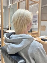 フェリアファム 北千里(FERIA fam)&nbsp;メンズホワイトブロンド