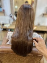 クオリア(QUALIA)&nbsp;艶感重視のショコラブラウン・プレミアムカラー /髪質改善 柏